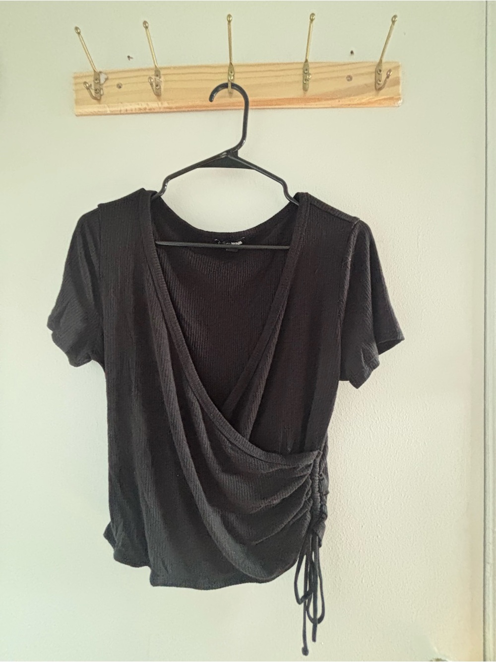 Fashion Nova Black Short-Sleeve Ruched Wrap Crop Top